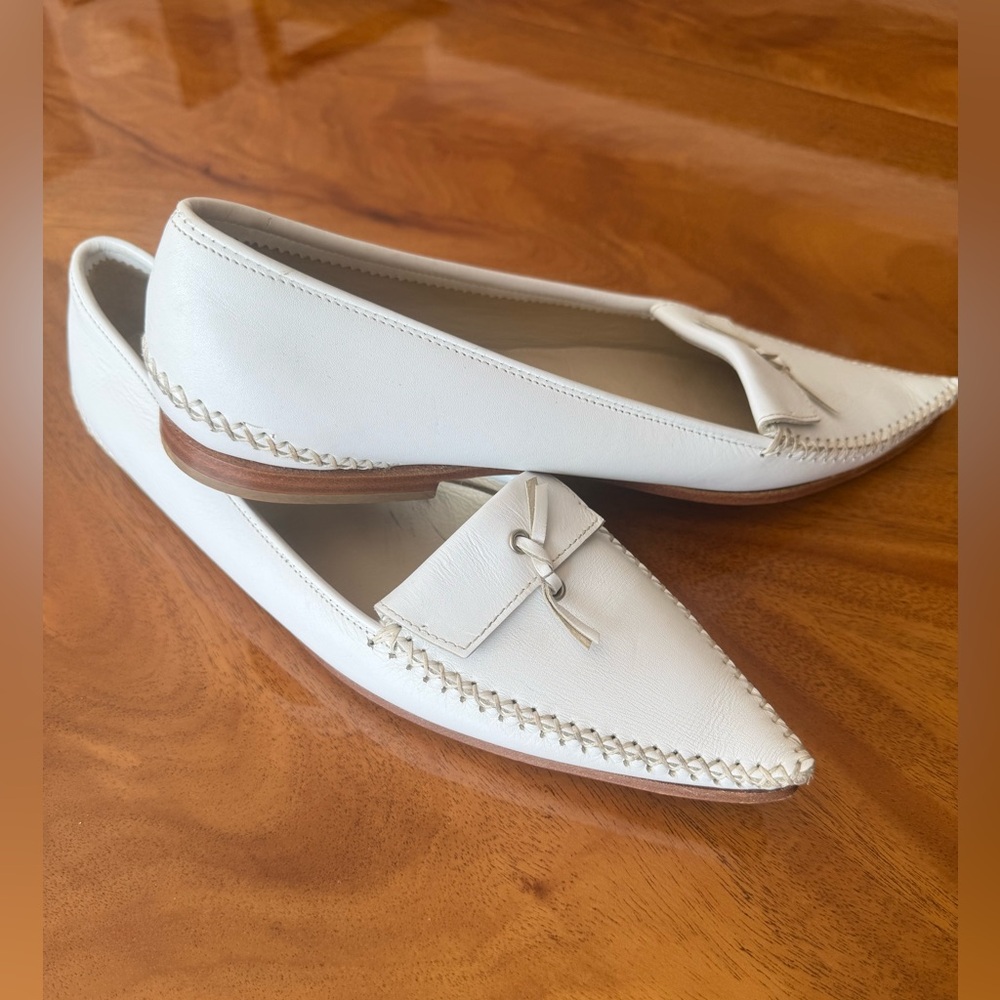 Vintage like new ✔️ White Pointed Leather Loafers leather from Italy